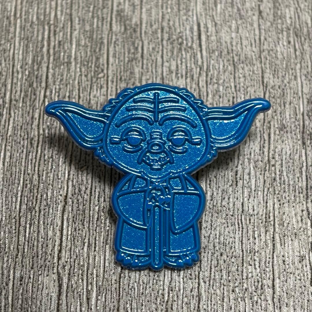 【希少・新品】スターウォーズセレブレーション2025 霊体 ヨーダ ピンバッジ