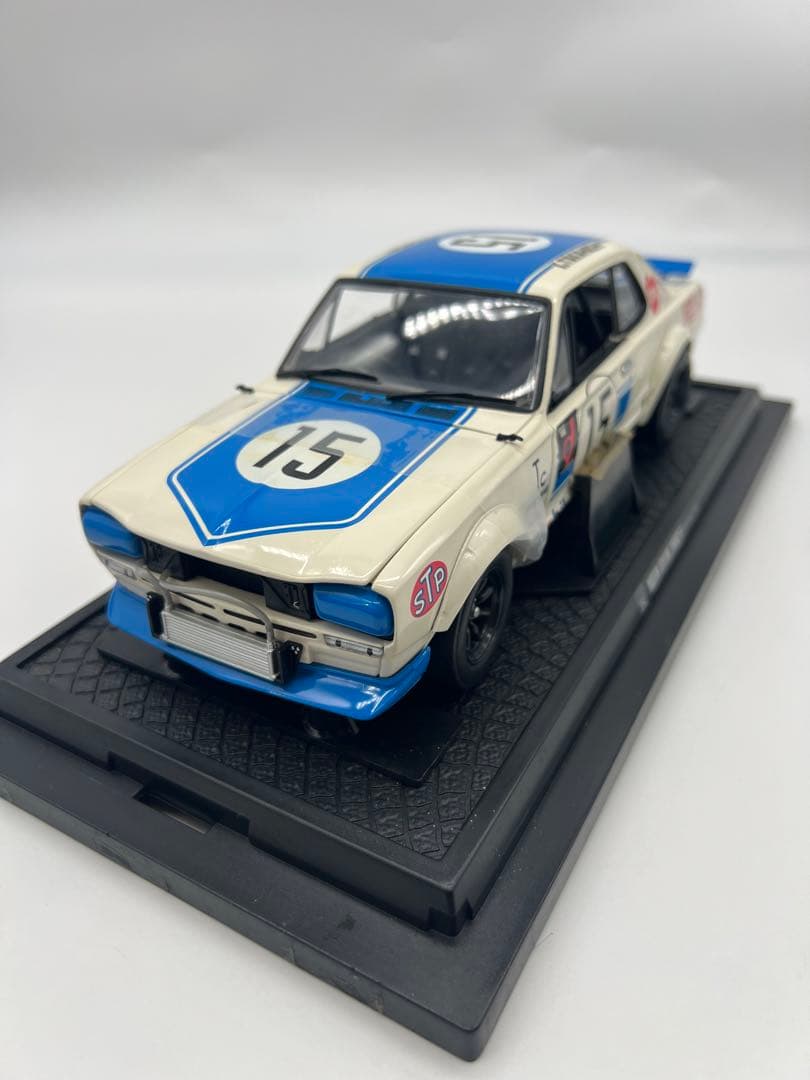 No237 ミニカー1/18箱無しNISSAN SKYLINE 2000GT-R