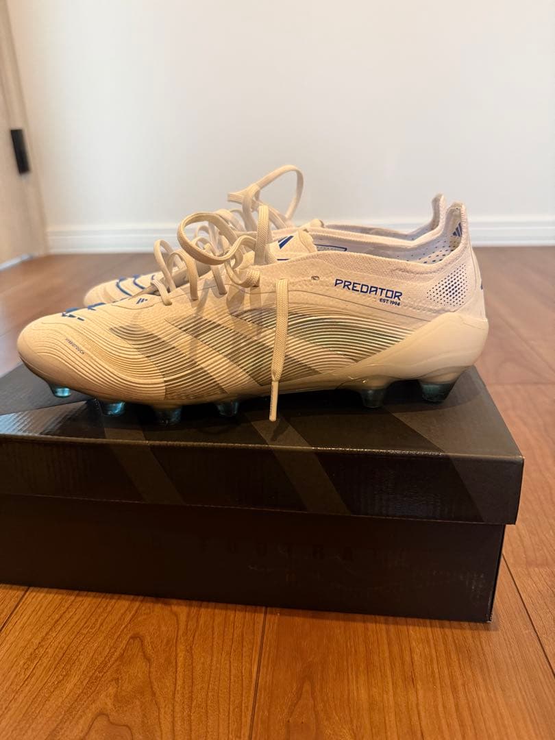 うち　adidas Predator 26.5