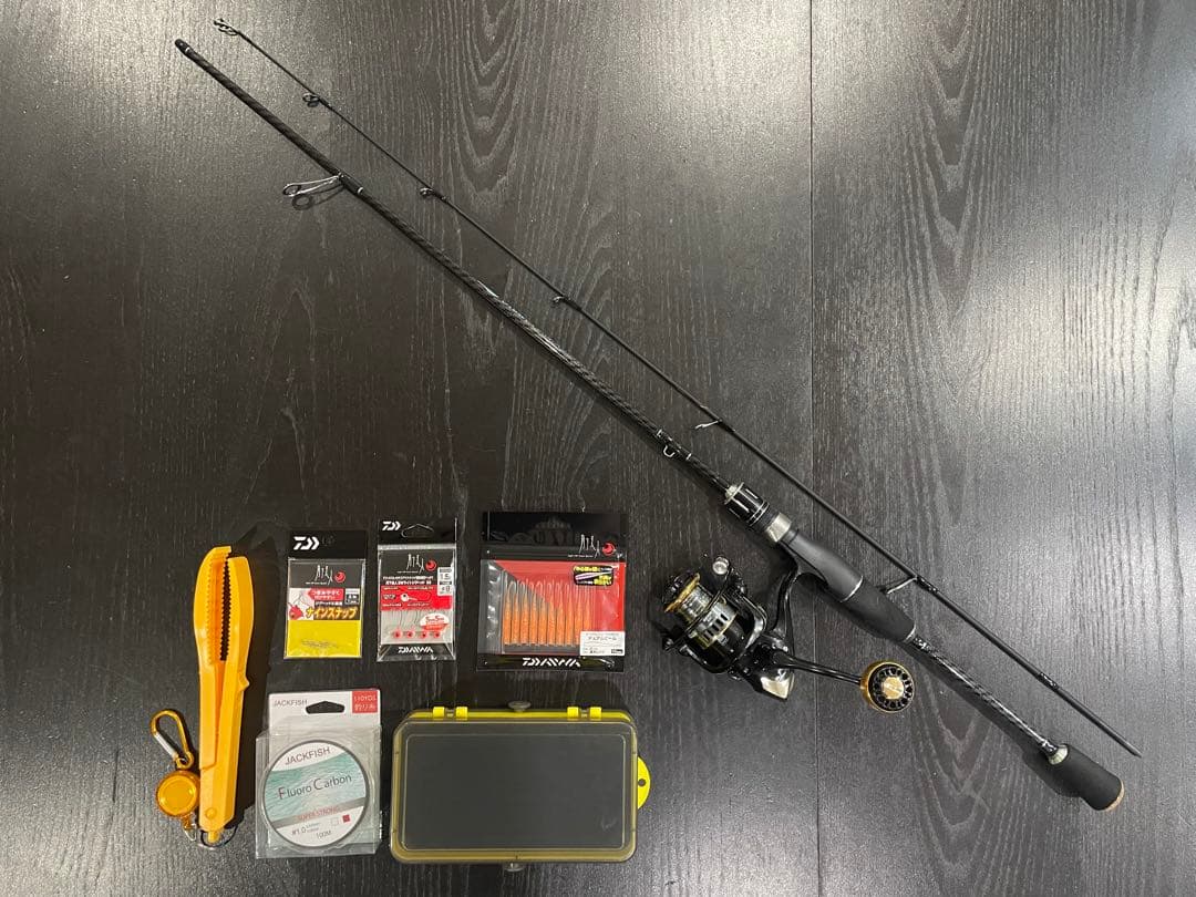 アジング釣りセット2ピースロッド（198㌢）&リール・ダイワ月下美人ワーム8点付