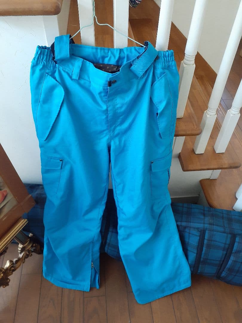 スノーボードフルセット（板、ブーツ、手袋、ゴーグル、バック、ウェア）