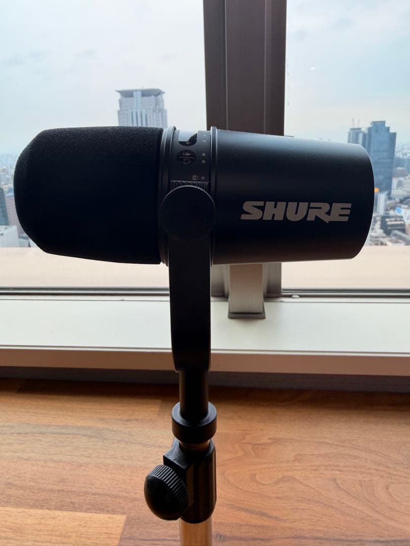 SHURE ダイナミックマイク MV7(マイク本体のみ)