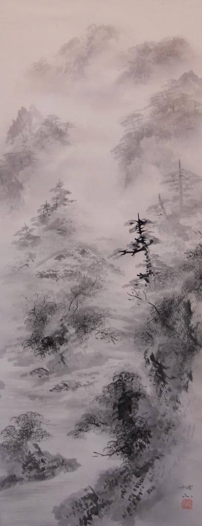 掛け軸 小倉理山 水墨山水 絹本 希少 軸装 茶道具 掛軸 共箱 です。