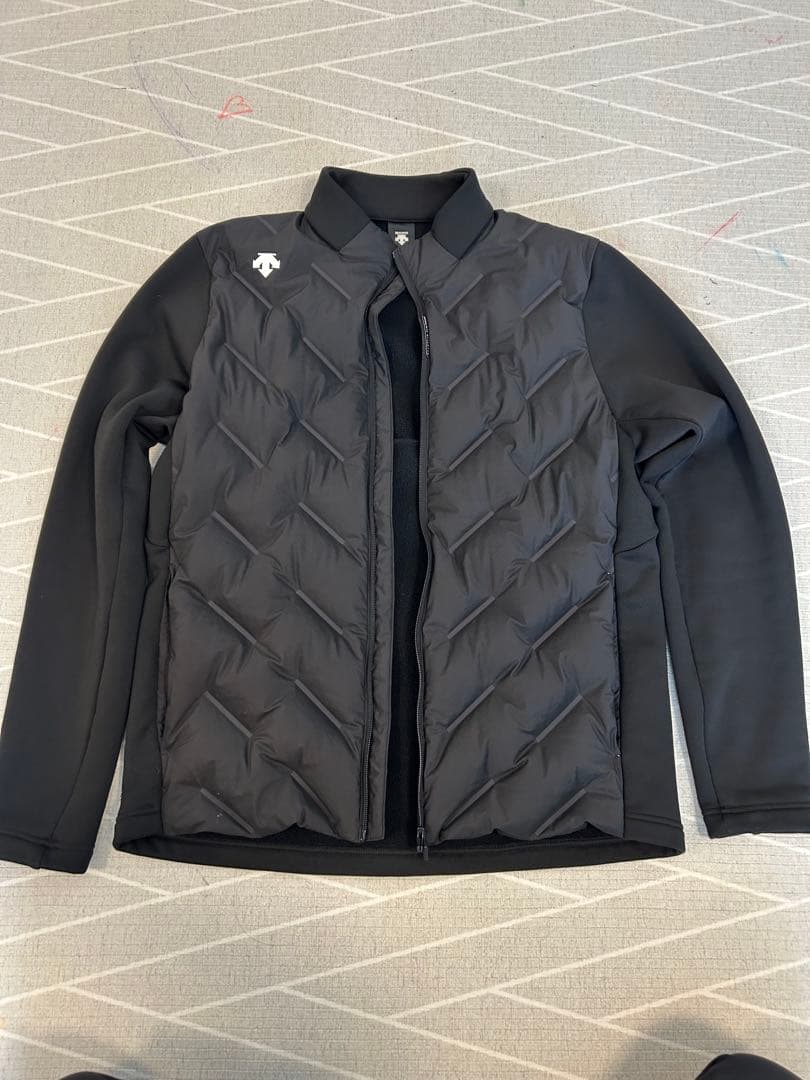 DESCENTE メンズジャケット O ブラック