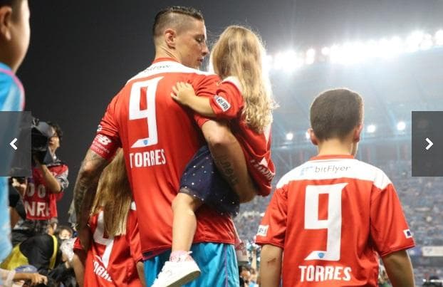 【完全限定品】 フェルナンド・トーレス サガン鳥栖 スペシャル限定BOX