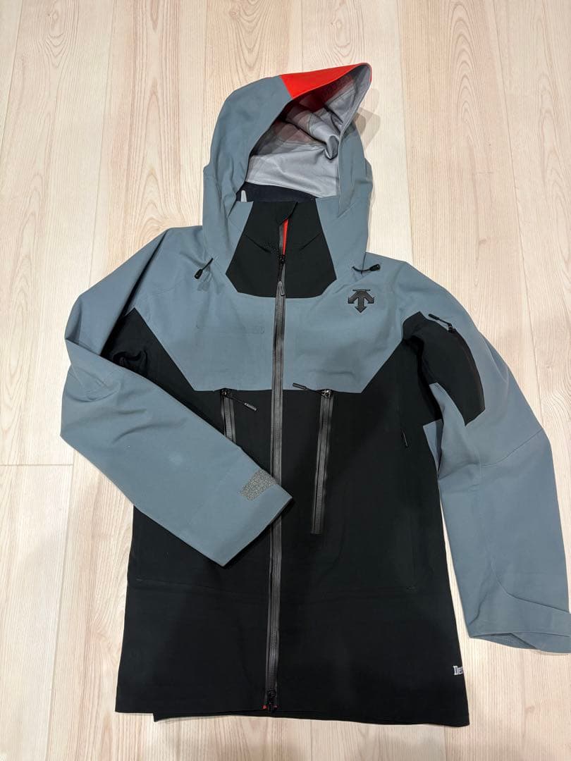 デサント　スキーウェア上下セット　週末値下げ中