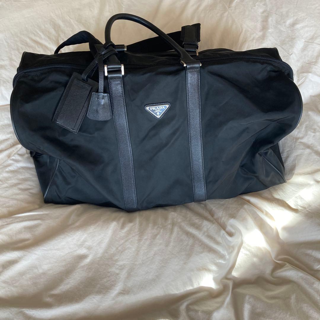 PRADA ブラック ナイロン ボストンバッグ　鍵付き　美品