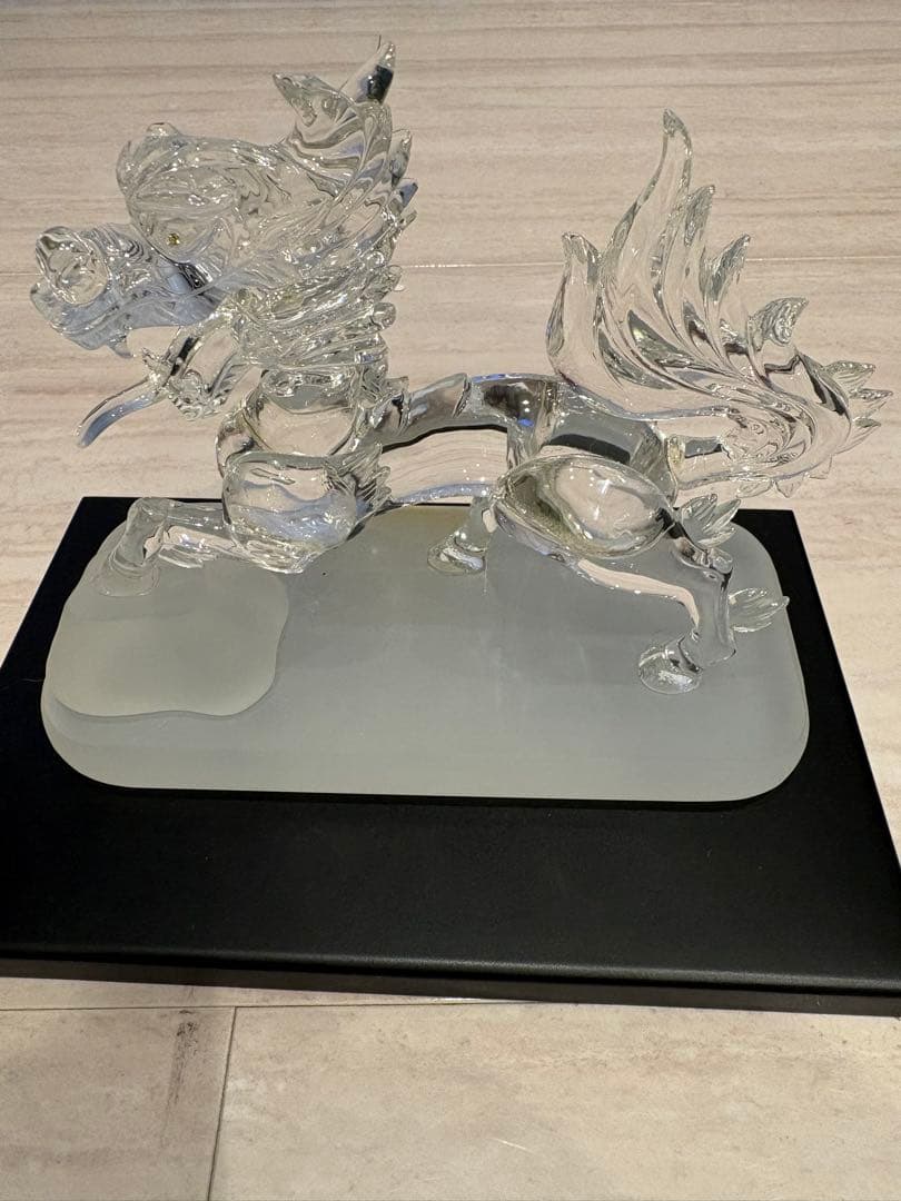合成水晶　白虎　彫刻　伝統工芸品　風水 当時150万で購入