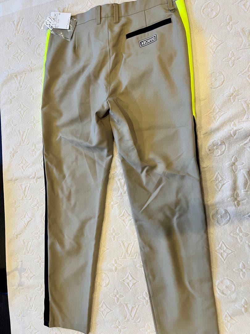 archivio アルチビオ　ゴルフウェア　パンツ　50サイズ　新品未使用品