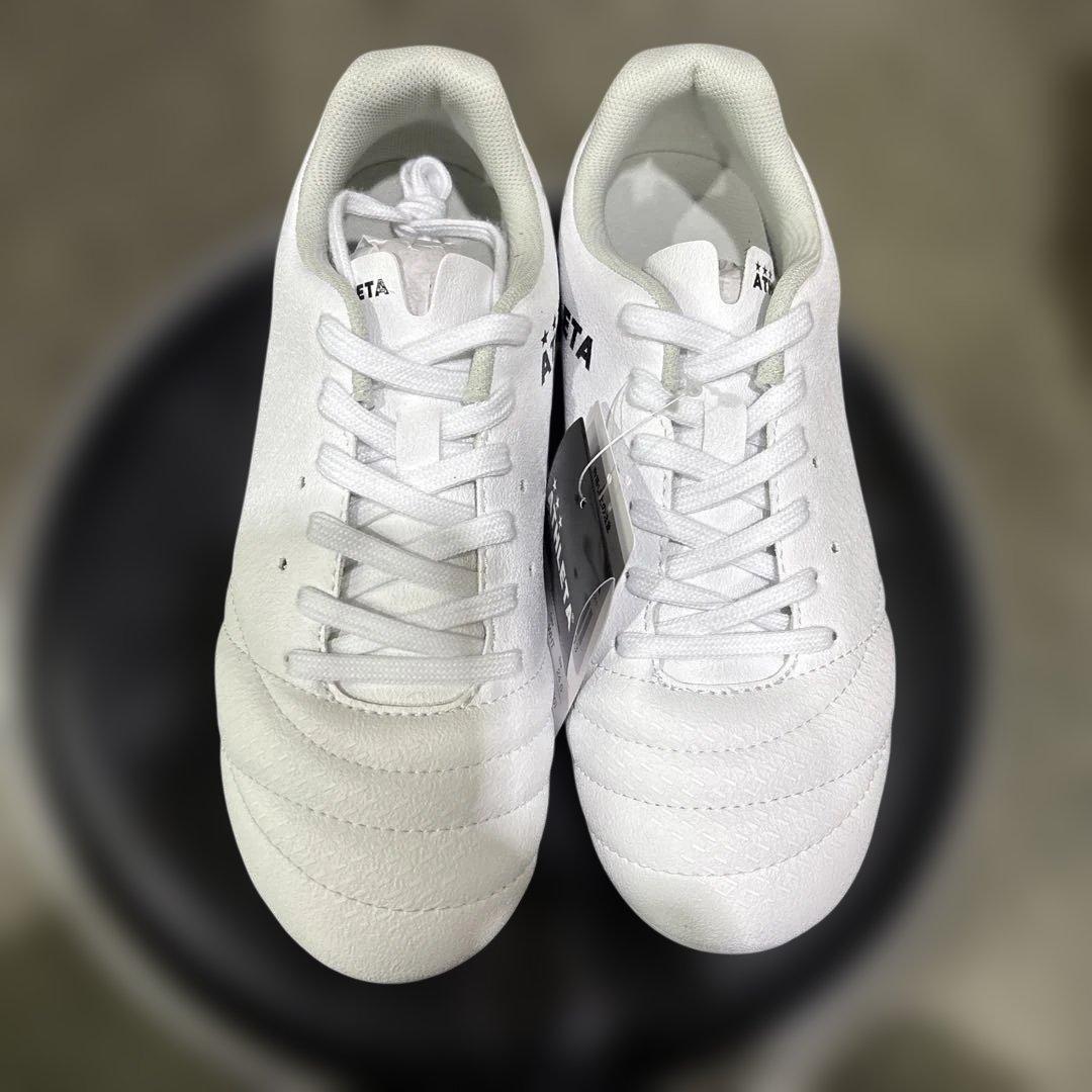 アスレタジュニアサッカースパイク新品