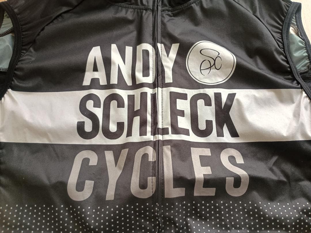 ジレ【Nalini - ANDY SCHLECK CYCLES】