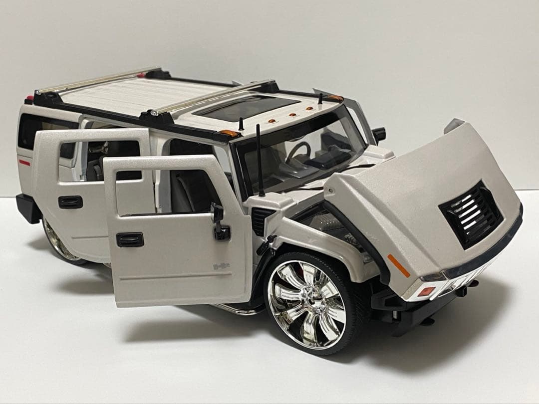 美品　1/18 アメ車　ミニカー　ハマー　H2 DUB スピナーホイール
