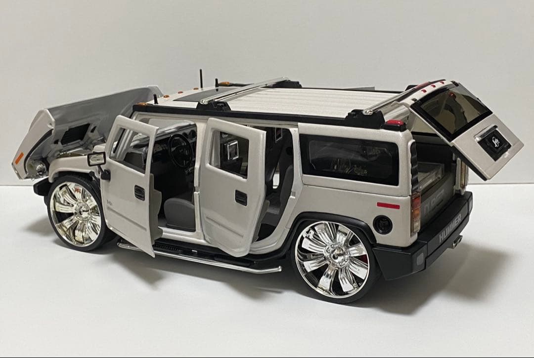 美品　1/18 アメ車　ミニカー　ハマー　H2 DUB スピナーホイール