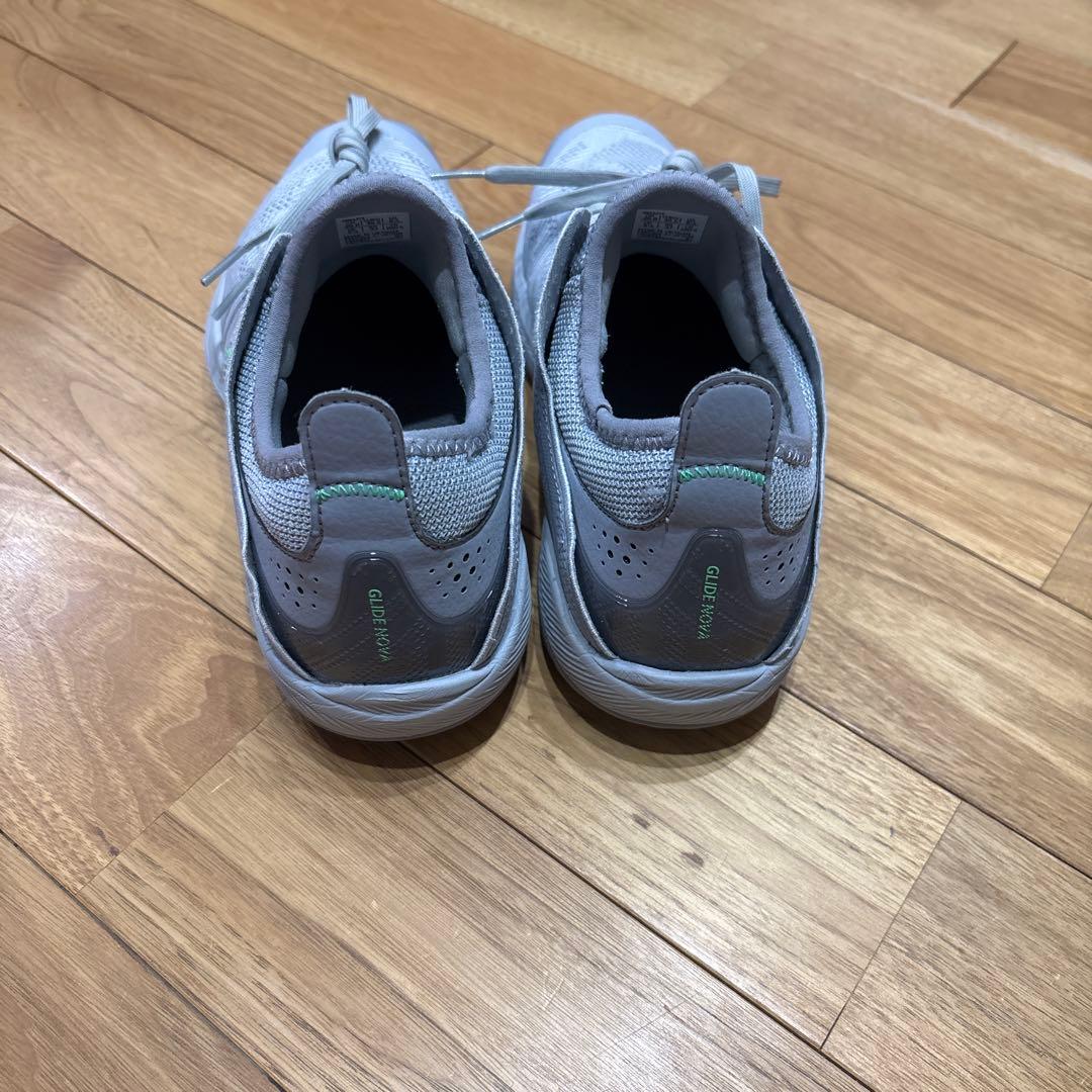 バスケットボールシューズ グレー