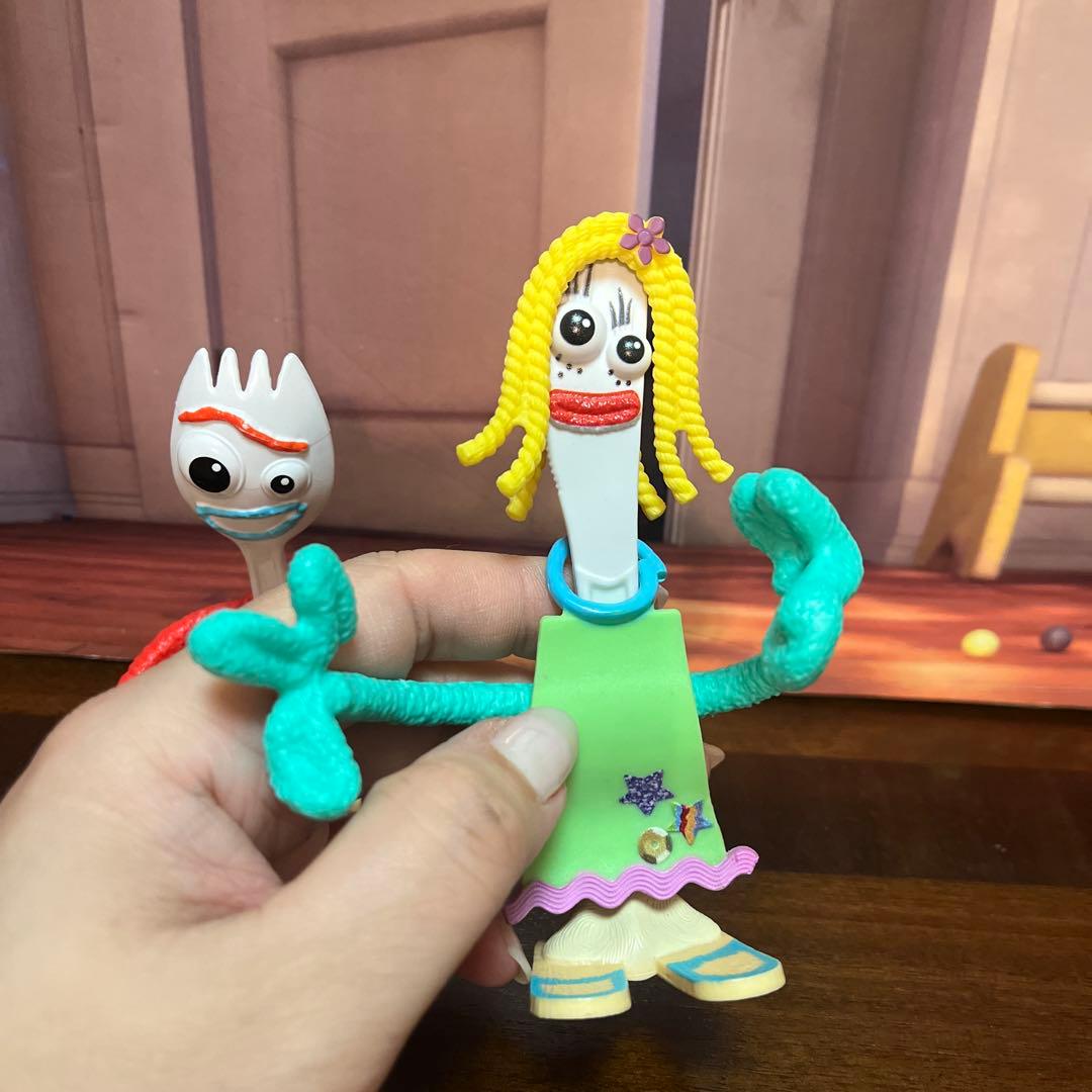 ディズニー ピクサー トイストーリー フィギュア フォーキー カレン