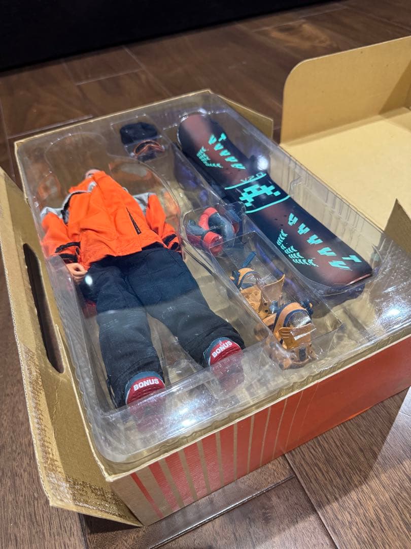 FULLTIMEeBAYER 1/6 スノーボーダーフィギュア