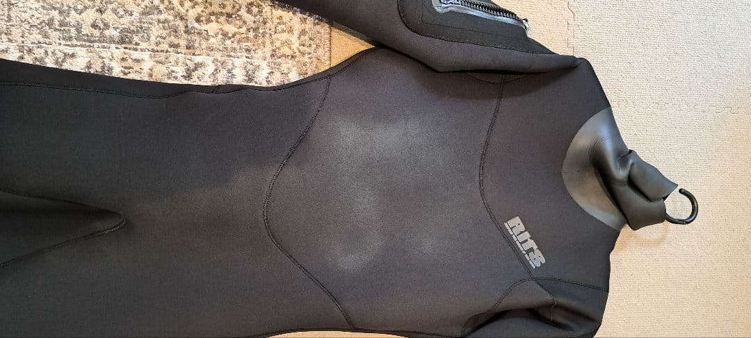 美品　リフス　ドライスーツ　170ー58kg