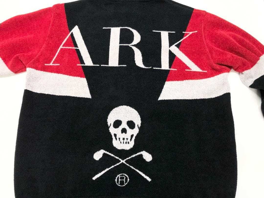 ○★訳有り新品未使用　MARK&LONA　ブランドロゴニットパーカー　50　黒