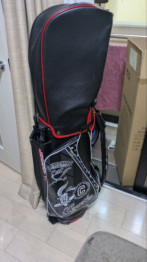 (最終値下げ)ルーニーテューンズとのコラボキャディバッグ