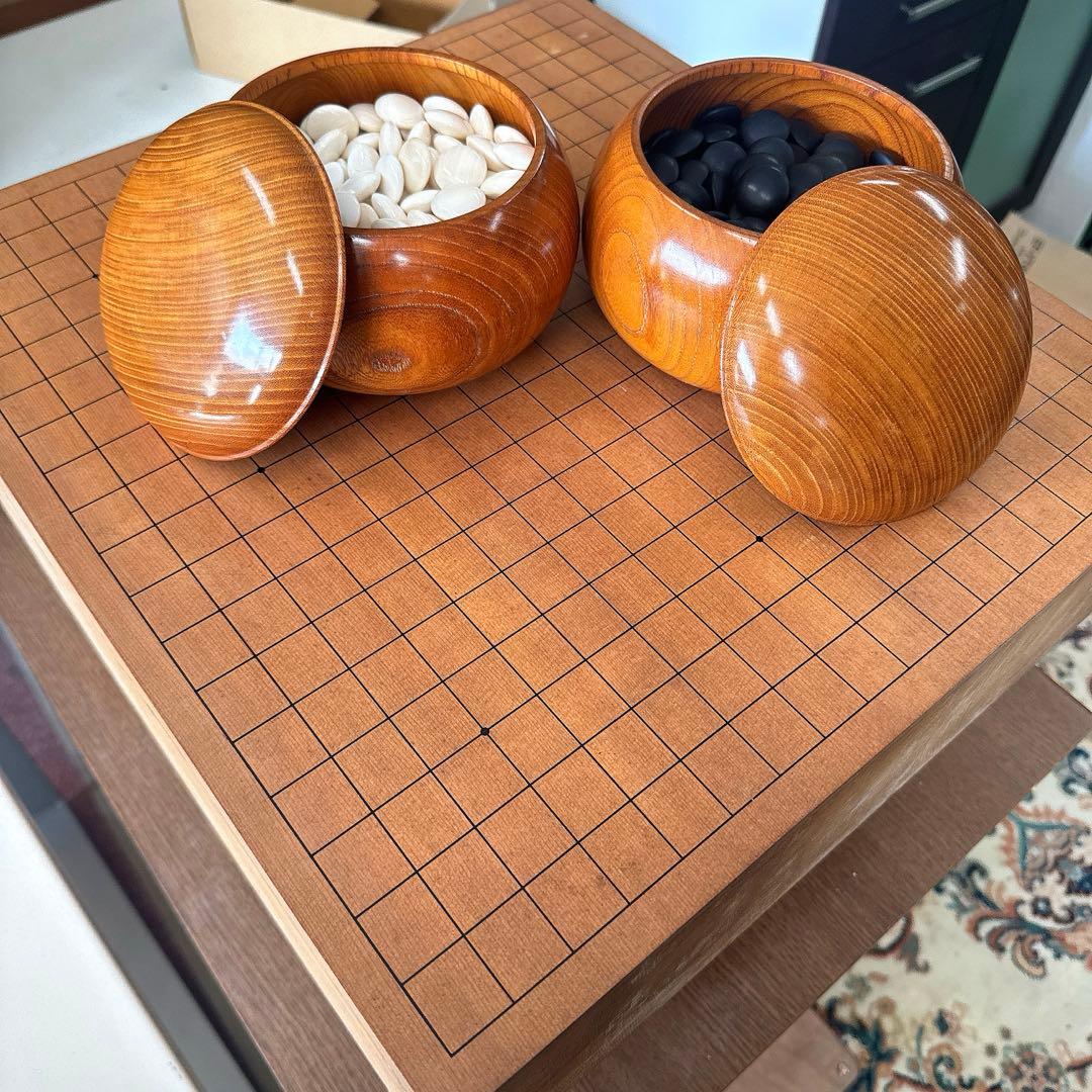 ⚫️美栄 高級碁笥 囲碁 天然銘木 囲碁セット 黒白石 木製容器付き 7寸