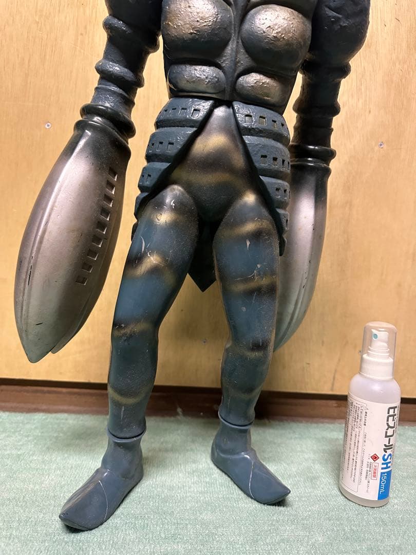 バルタン星人　フィギュア