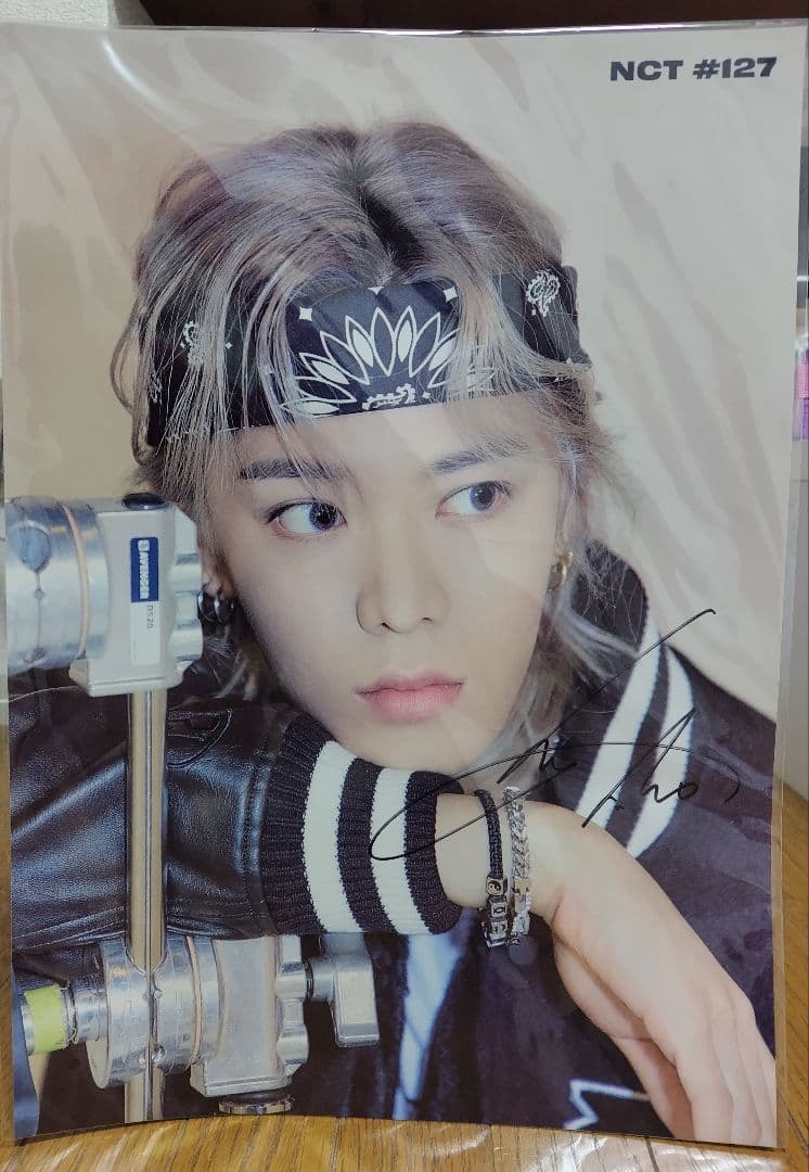 NCT ユウタ　ポスター　直筆サイン入り
