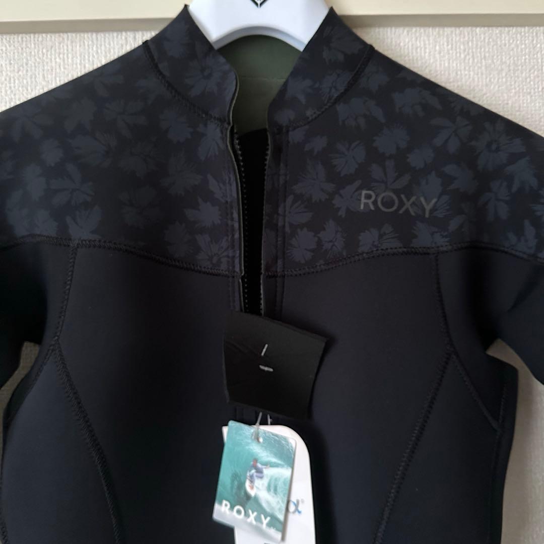【新品・未使用】ROXY ウォータージャケット2mm/パンツ1mm サイズL