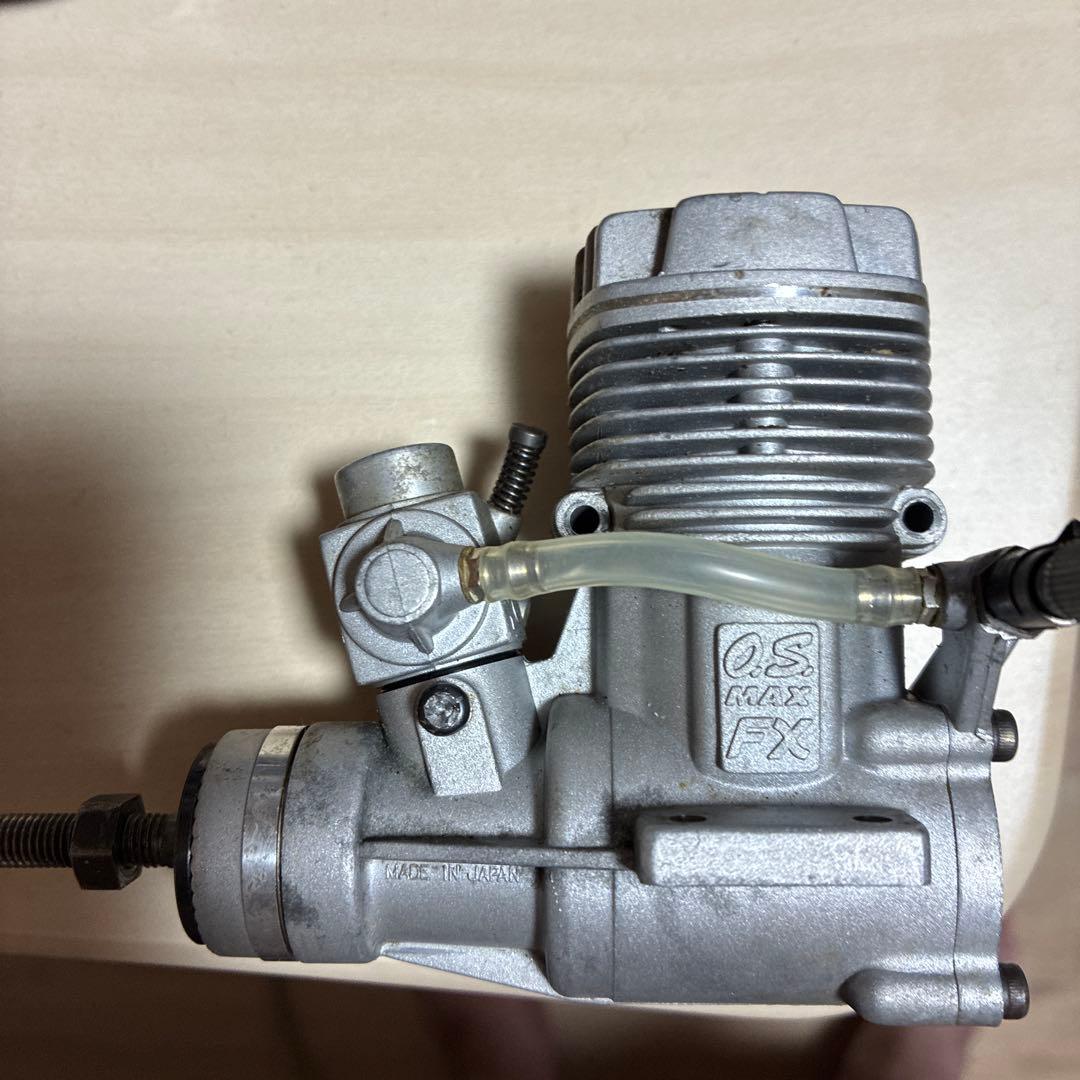 O.S. MAX FX 46 エンジン