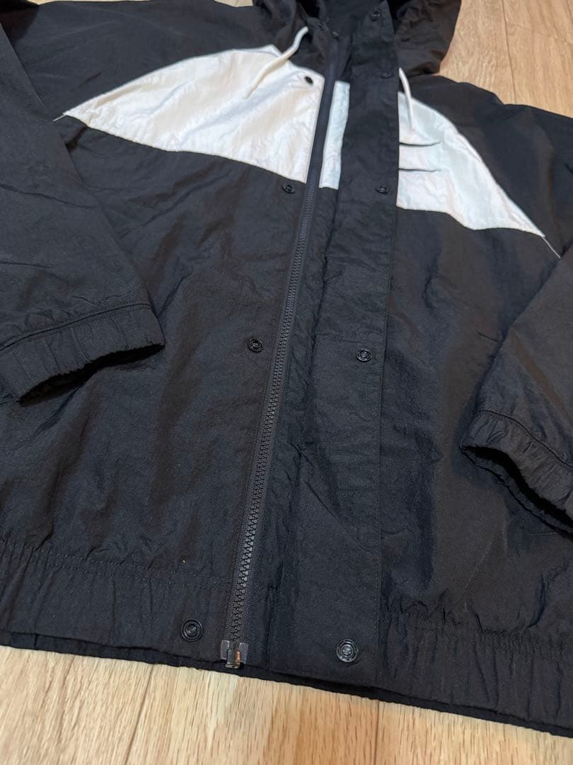 NIKE SWOOSH ナイロン セットアップ 【未使用コンディション】