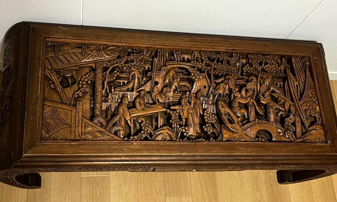 アンティーク家具 細密木彫彫刻　テーブル　高級家具 無垢材 座卓 座敷机