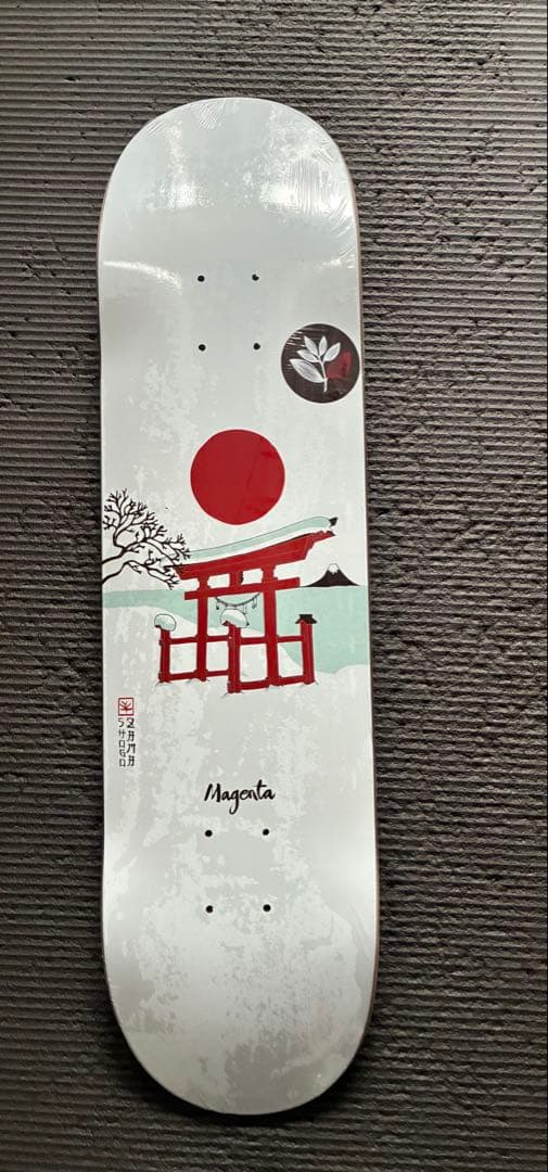 Magenta 8インチ スケートボードデッキ