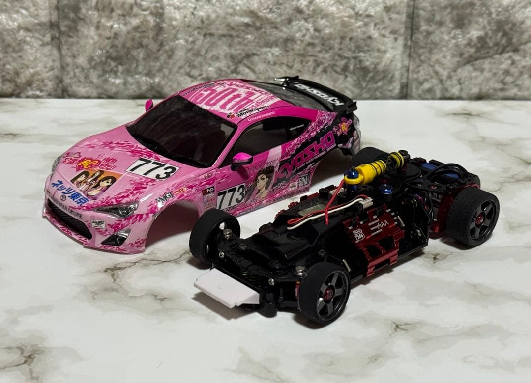 京商　ミニッツ　MR-03 シャーシ(限定パーツ有) ＋　JKB86 ボディ