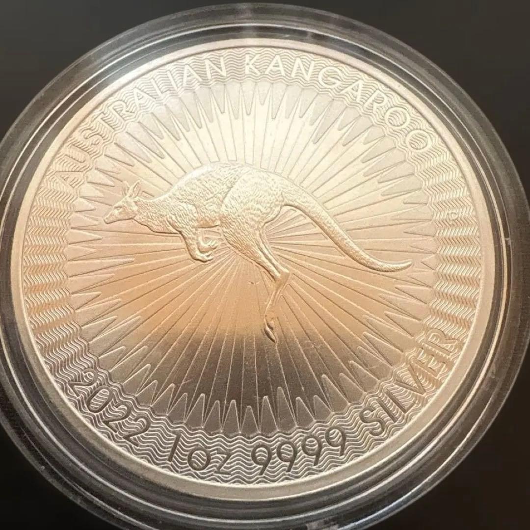 オーストラリア　2022年カンガルー銀貨　1オンス カプセル付き