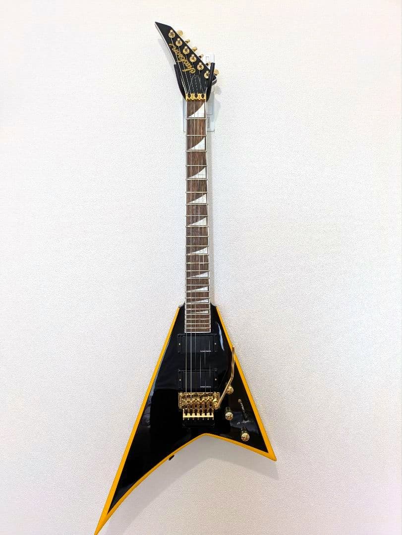 美品　Jackson X Series Rhoads RRX24