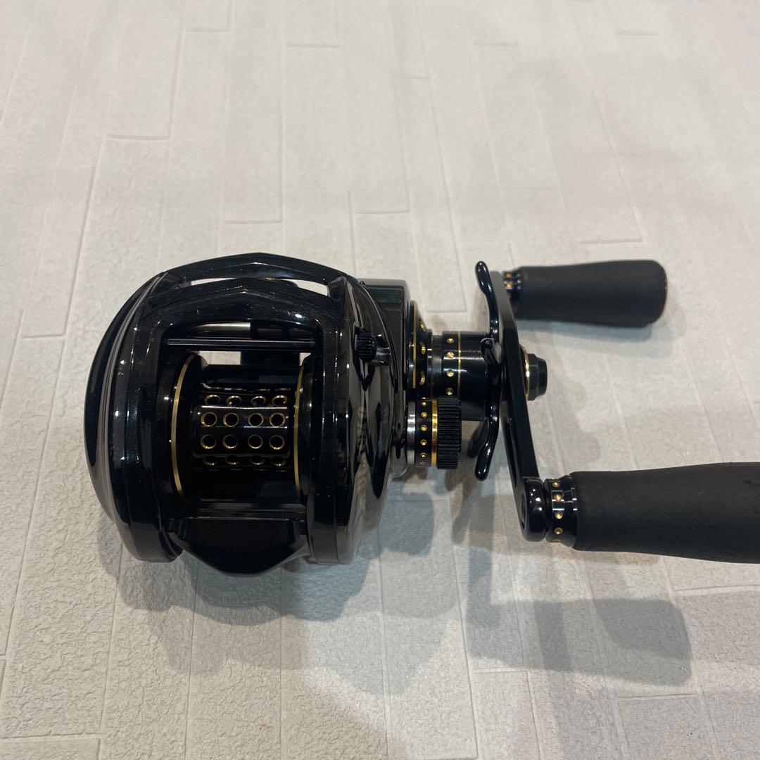 レボ　ブラック９