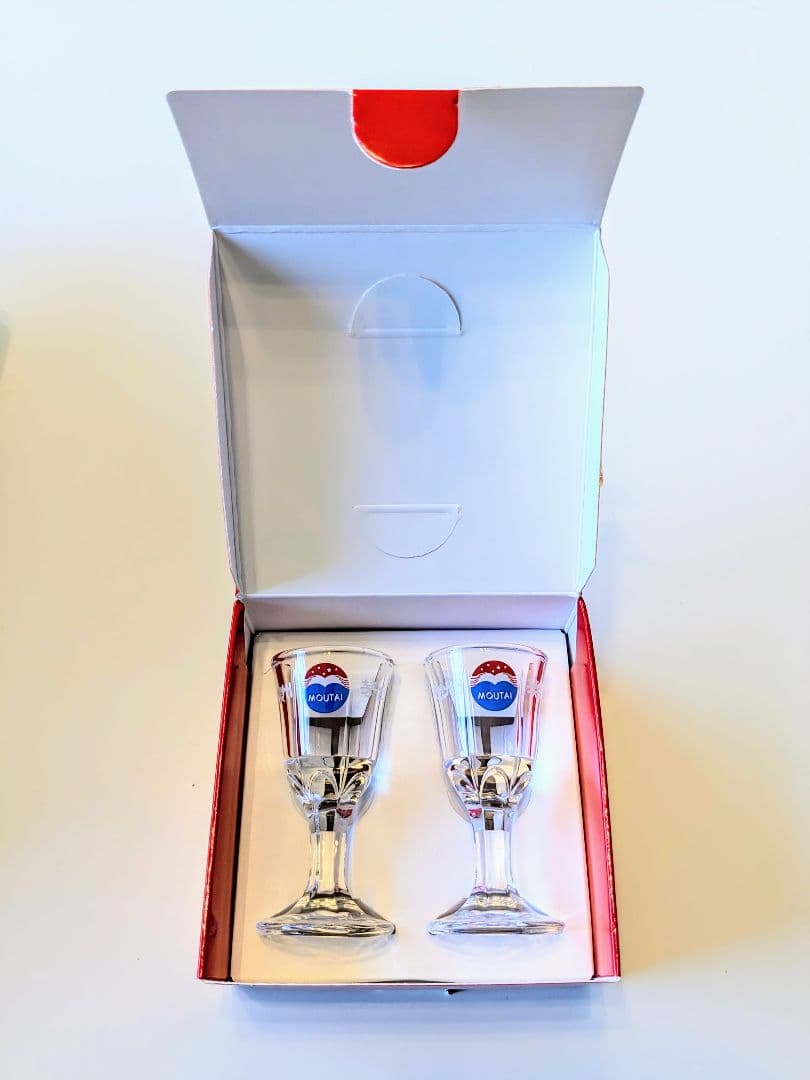 ☆値下げ☆【貴州茅台酒】天女ラベル 2024年 53％ 500ml ミニグラス付