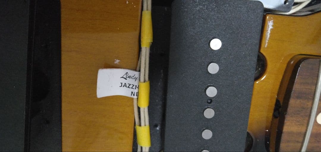 【Lindy Frarin ピックアップ】 Fender Jazzmaster