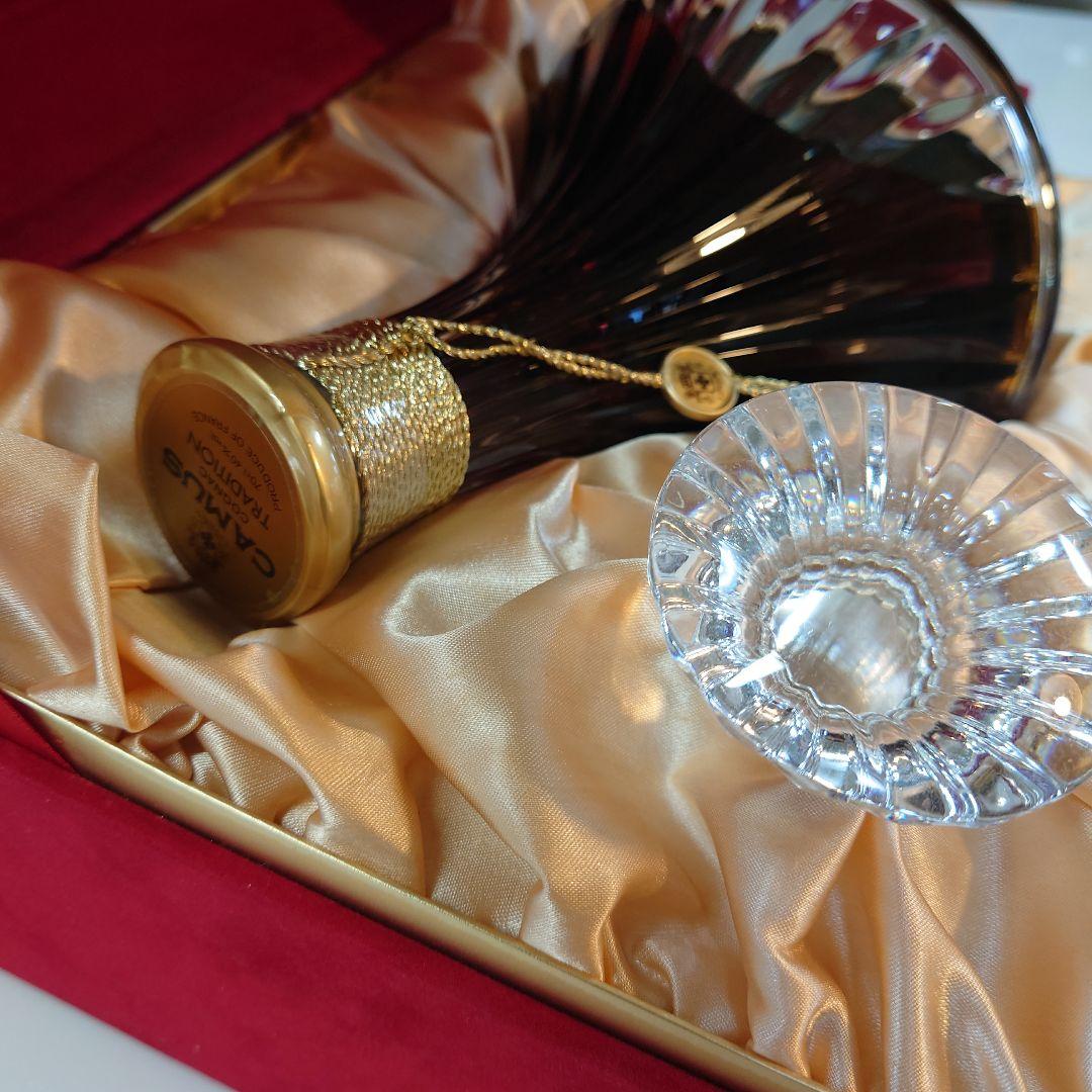 【希少、新品、未開封品】入手困難　カミュ　トラディション　ブランデー、専用箱付き