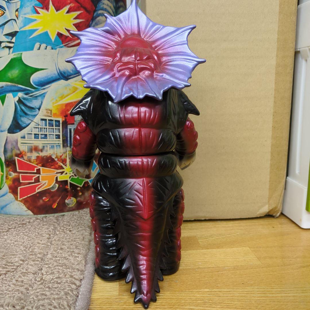 珍色！コールドン　フィギュア　ミラーマン怪獣、冷凍カプセル怪獣、やまなや、怪獣郷