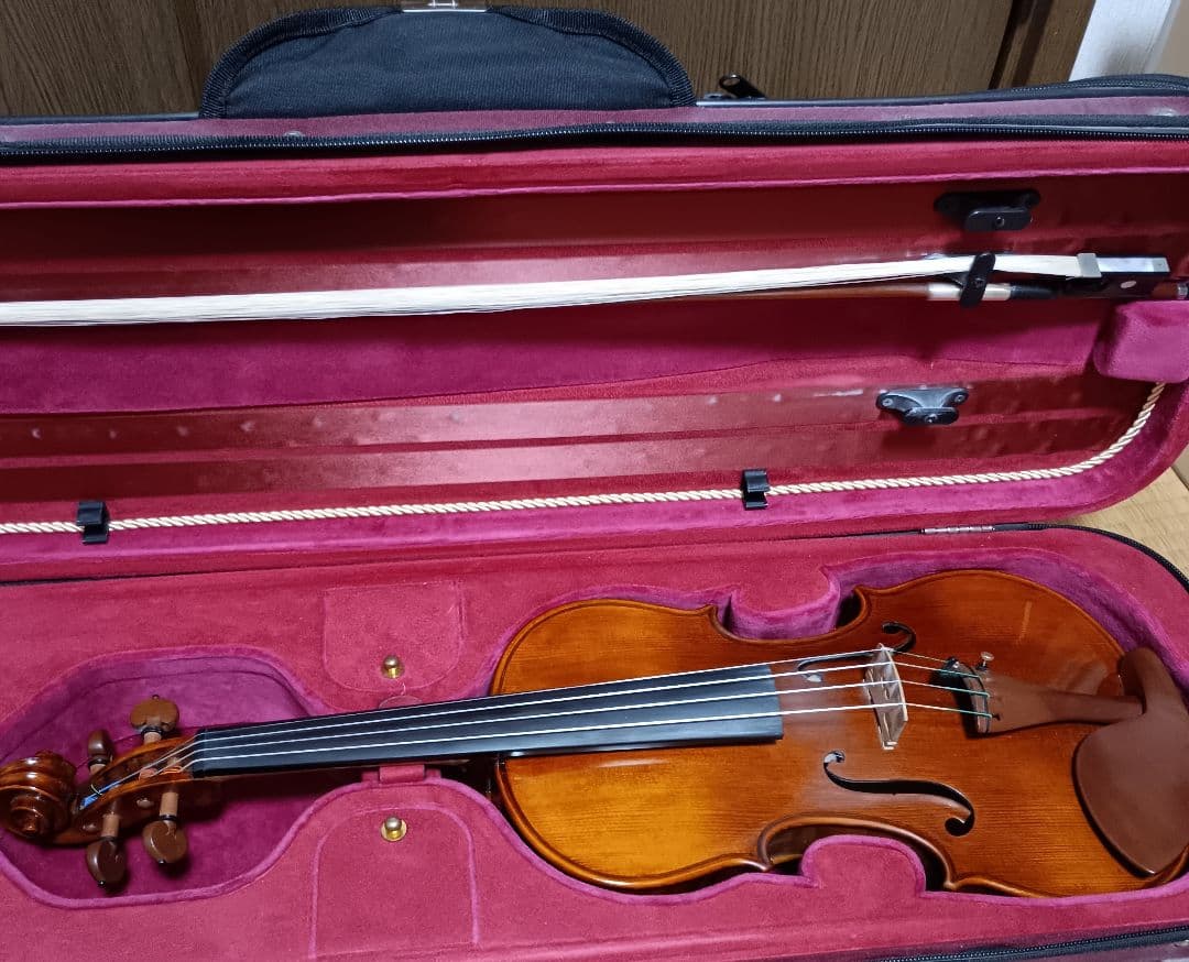 週末限定値下げ　ルーマニア製　GLIGA　GamaⅡ　バイオリン　4/4　　中古