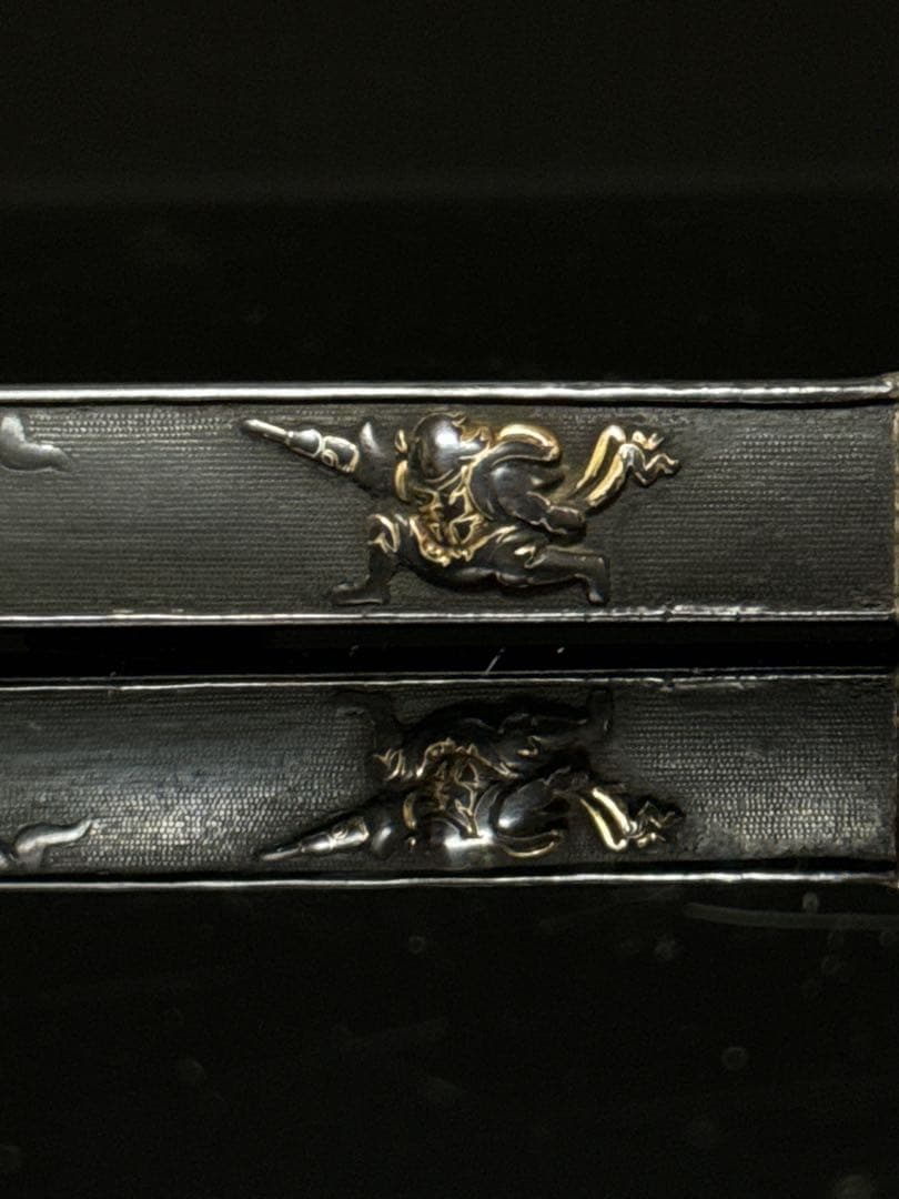 江戸期 四分一 小柄 金銀象嵌 人物図 煙管 キセル 喫煙具