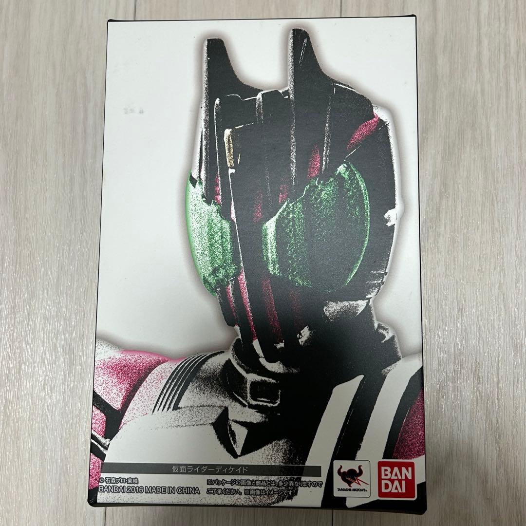 T*y様 真骨彫製法　S.H.Figuarts 仮面ライダーディケイド