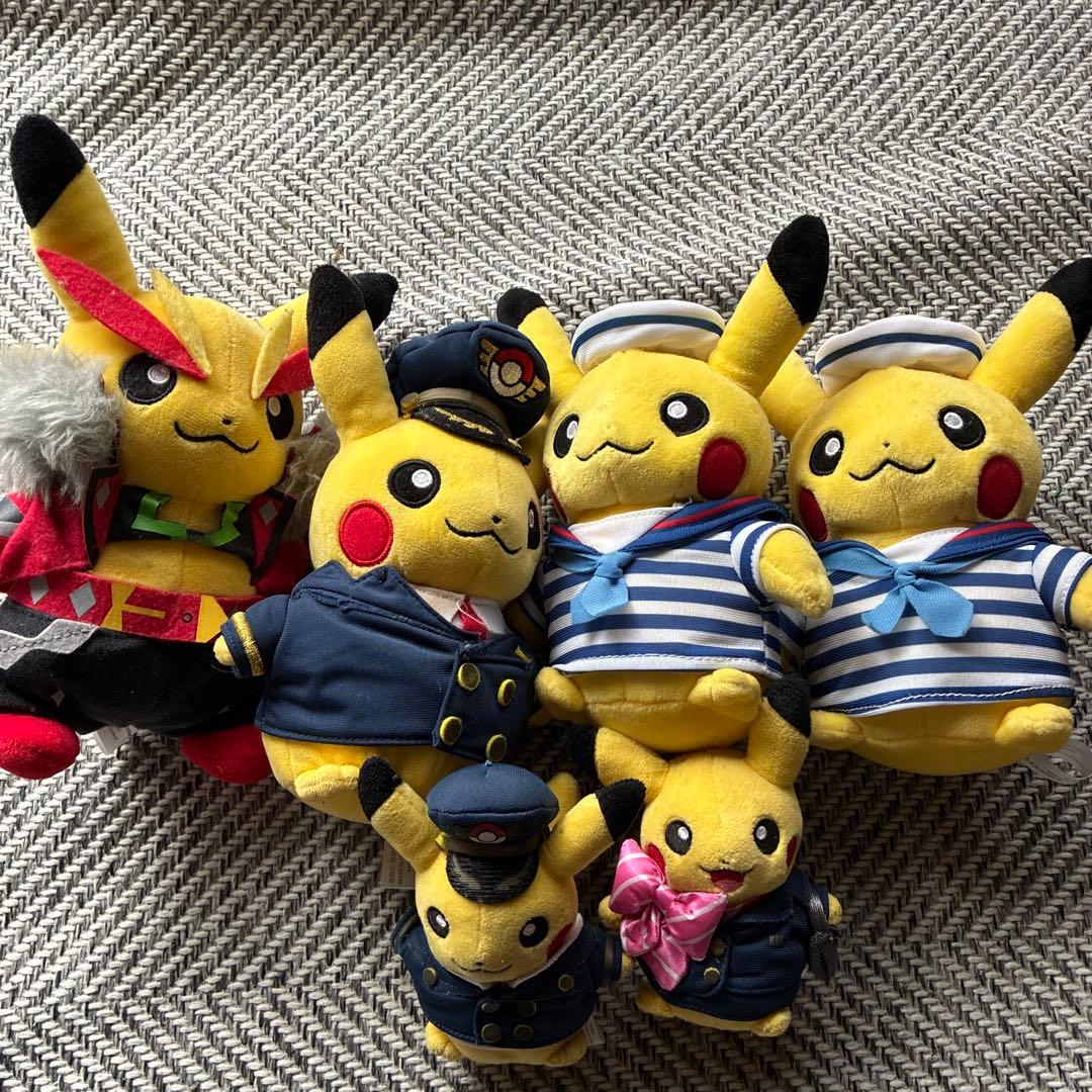 ポケモンセンター　ピカチュウぬいぐるみセット