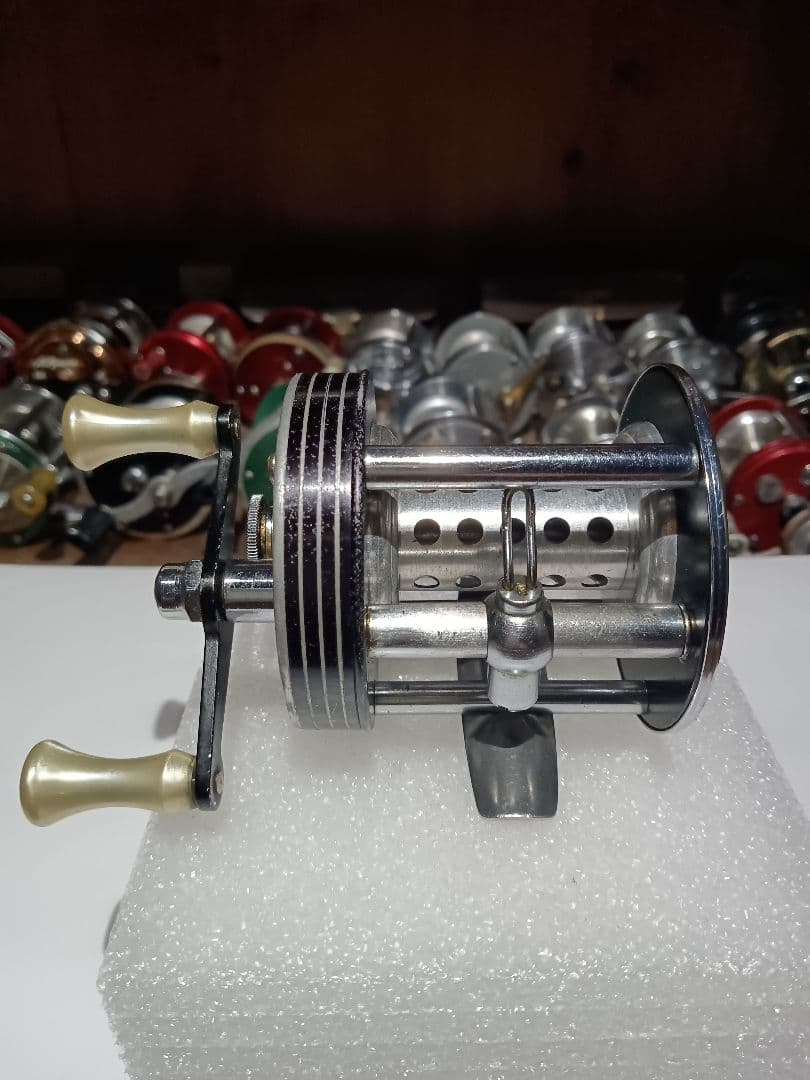 ゼブコストリームライト　ダイレクトリール