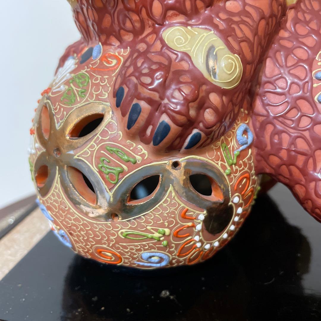 陶器製 獅子の像 ガラスケース入り