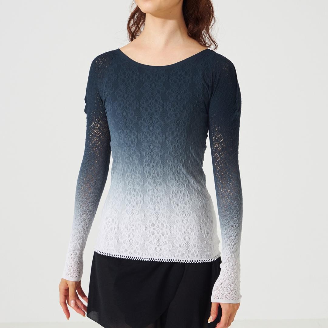 【新品】グラデーションクルーニットトップ 長袖 ノーソーイングニット チャコット