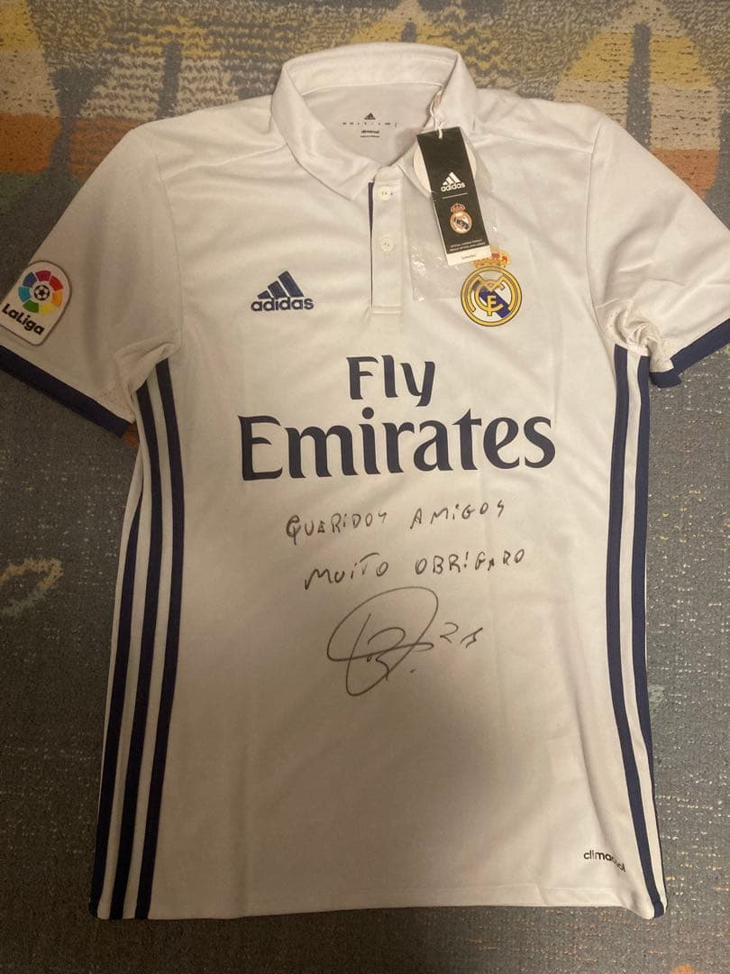 ヴィニシウス・ジュニオール　サイン入り　ユニフォーム　レアルマドリード　ブラジル