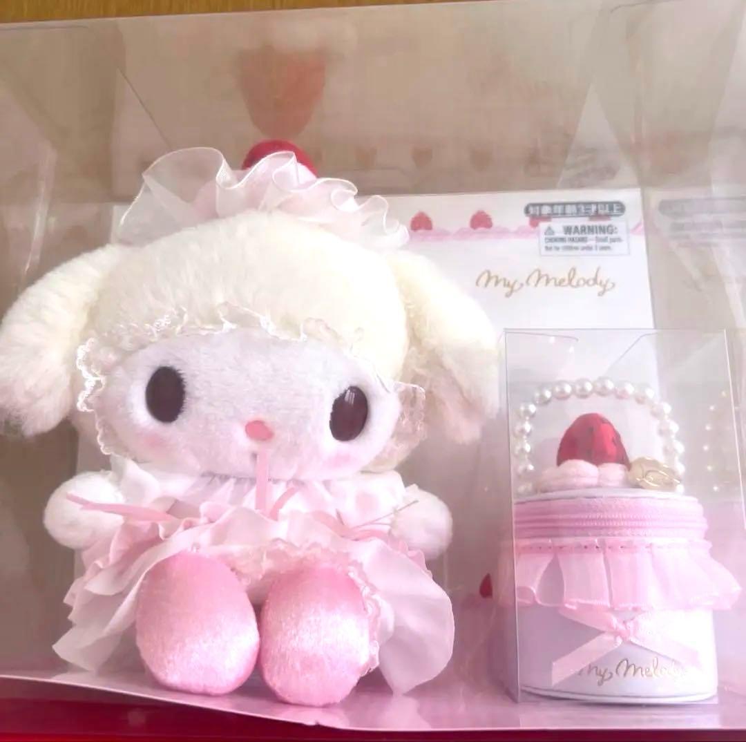 新品　マイメロディ いちごホイップケーキ ぬいぐるみ&アクセサリーケースセット