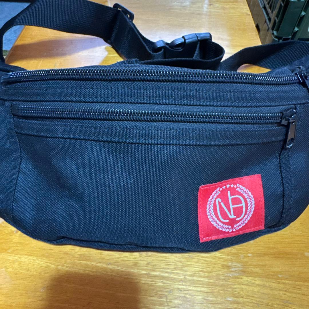 Novelbright ボディバッグ