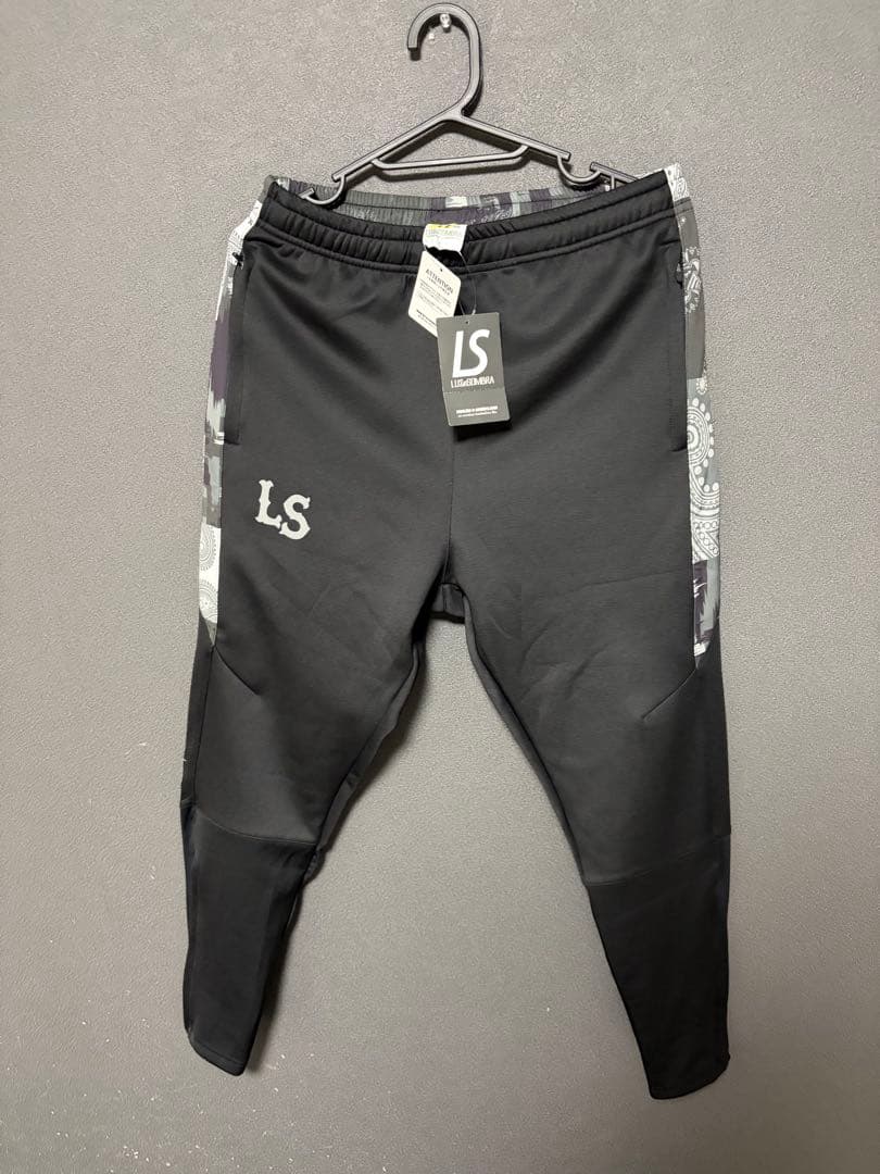 ルースイソンブラ スウェットパンツ